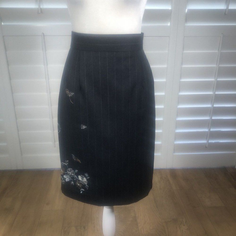 Vtg 90s Harve Benard High Waisted 100% Wool Gray Pinstripe Pencil Skirt 8P Knee